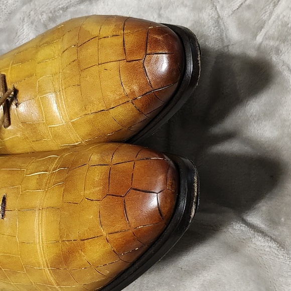Emilio Franco Made In Italy Alligator embossed almond toe shoes main image 10